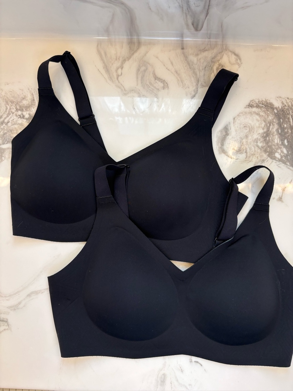 SET of 2 Comfelie Zero Gravity Sculpt Seamless T-Shirt Bras Black | Size Medium